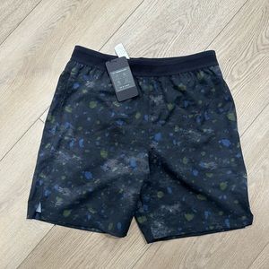 Fabletics Fundamental Men’s Shorts